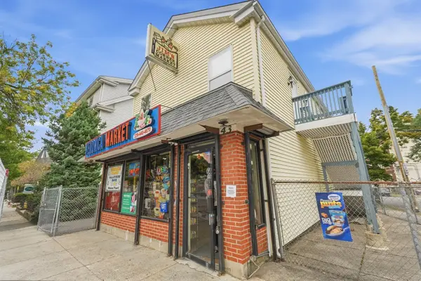 43 Broad St, Lynn, MA 01902
