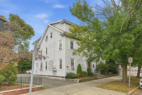 47 Broad St, Lynn, MA 01902
