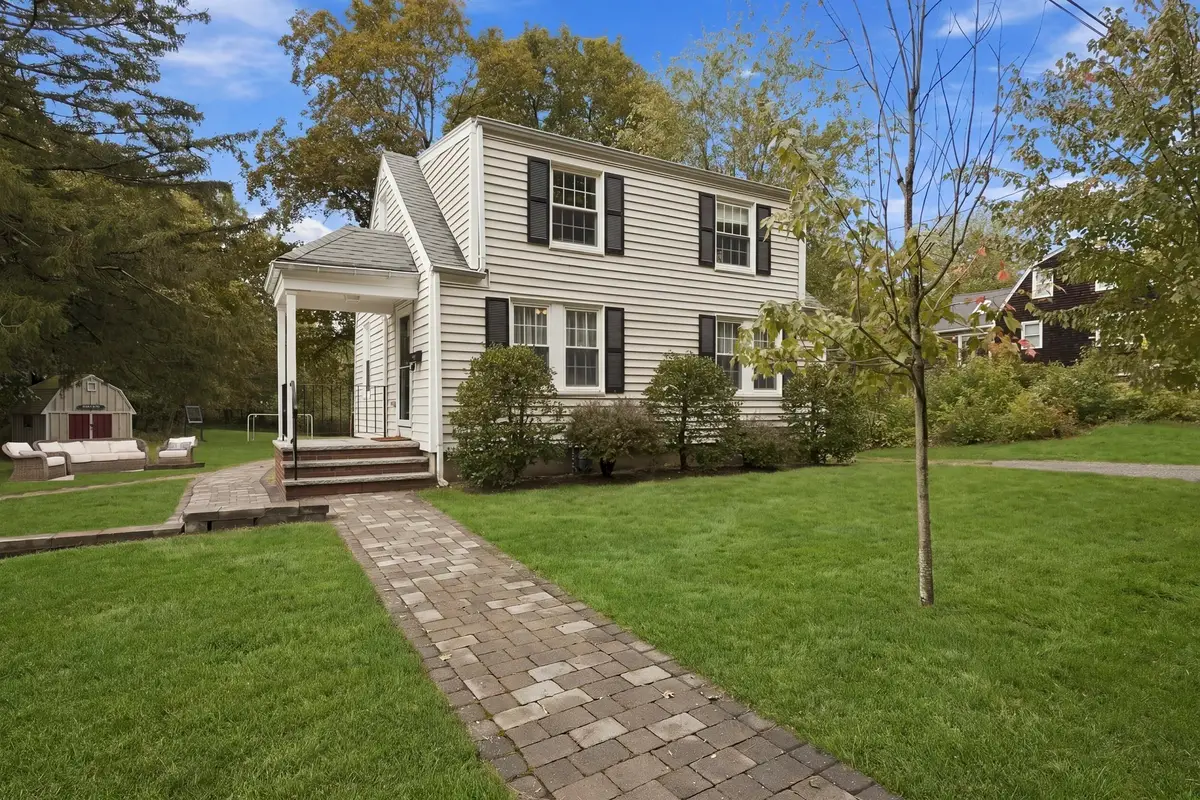 16 Clifford Ct, Hingham, MA 02043 - #1