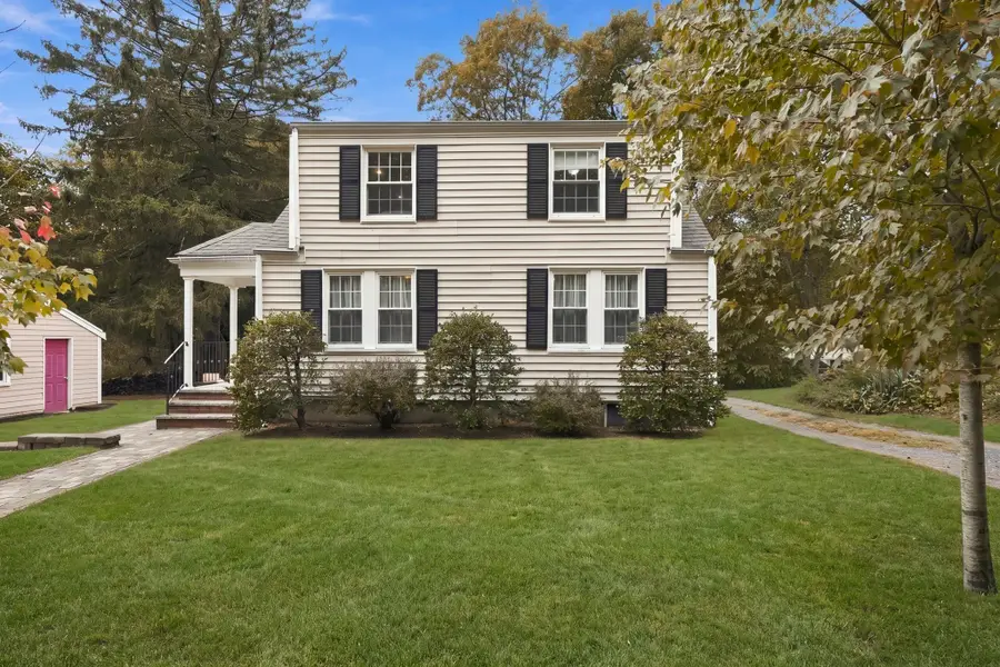 16 Clifford Ct, Hingham, MA 02043 - #2