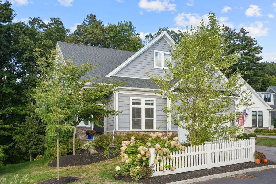 38 Barnes Blvd #23, Hudson, MA 01749 - #2