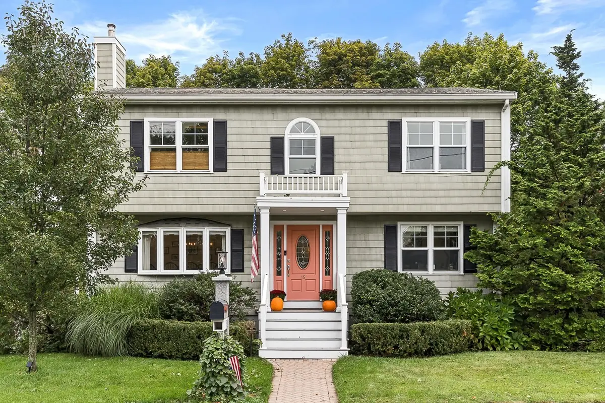 15 Millbrook Rd, Beverly, MA 01915 - #1
