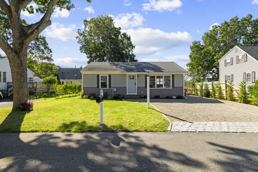 11 Palm St, Teaticket, MA 02536 - #2