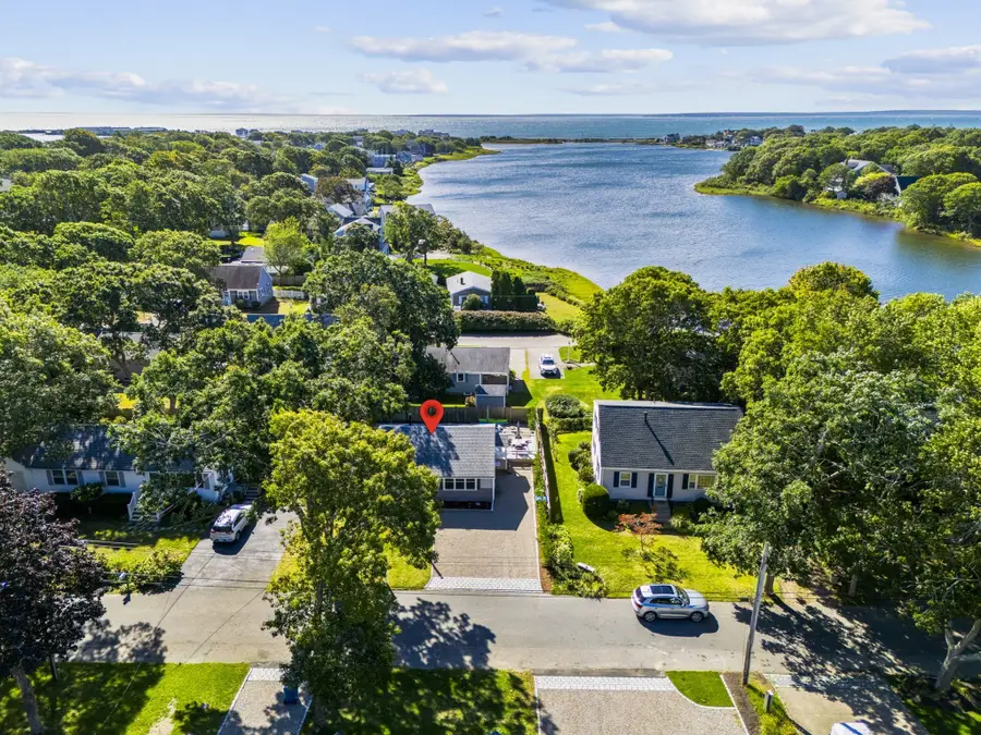 11 Palm St, Teaticket, MA 02536 - #3