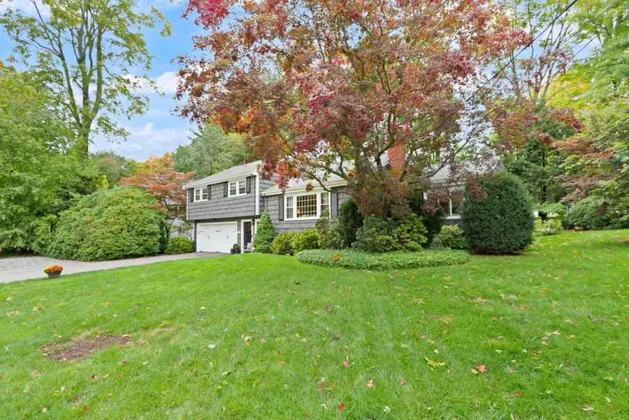 70 Longview Road, Reading, MA 01867 - #3