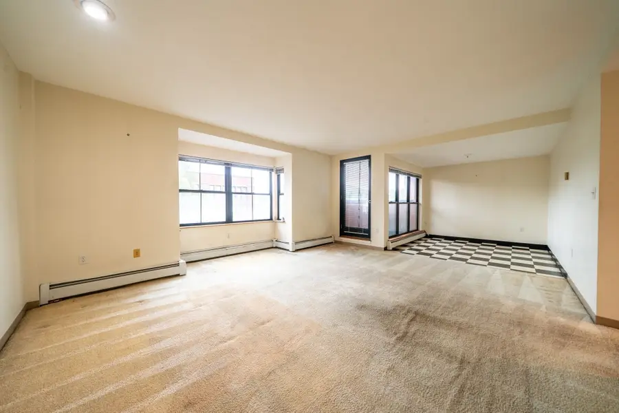 60-R Gibson St #B3, Boston, MA 02122 - #3