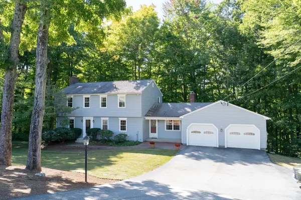 74 Old Farm Rd, Sturbridge, MA 01566