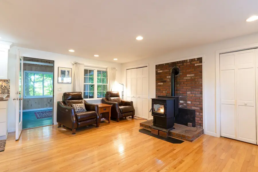 74 Old Farm Rd, Sturbridge, MA 01566 - #3