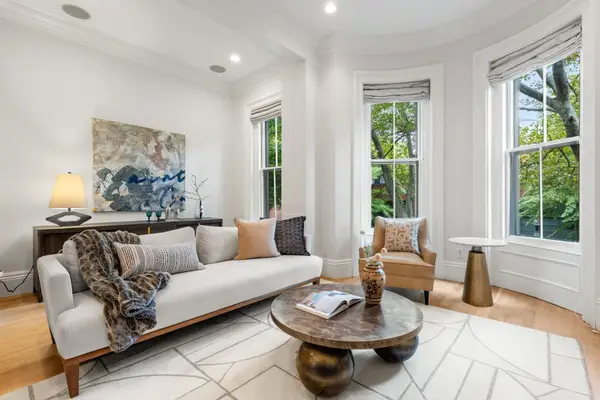 43 Warren Avenue #2, Boston, MA 02116