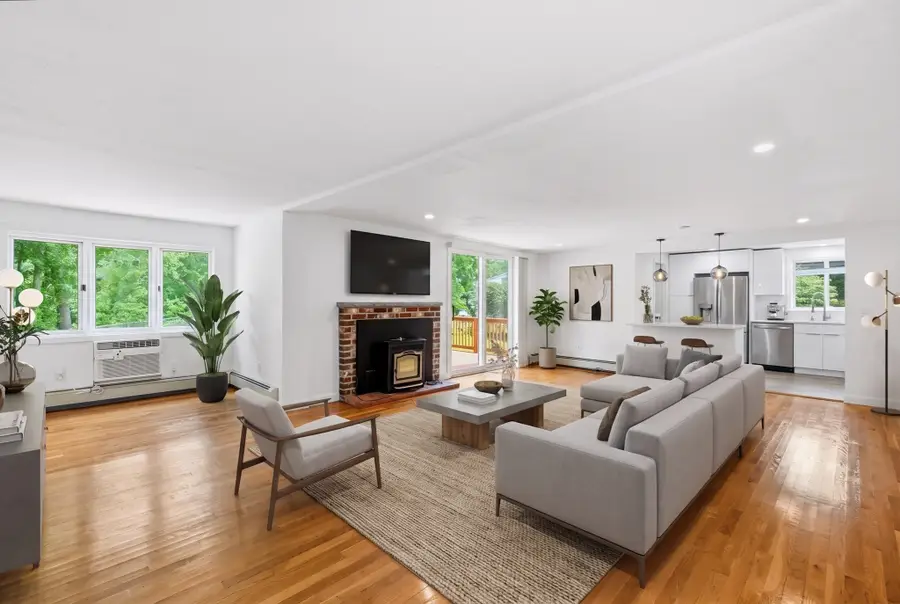 70 Muller Rd, Burlington, MA 01803 - #3