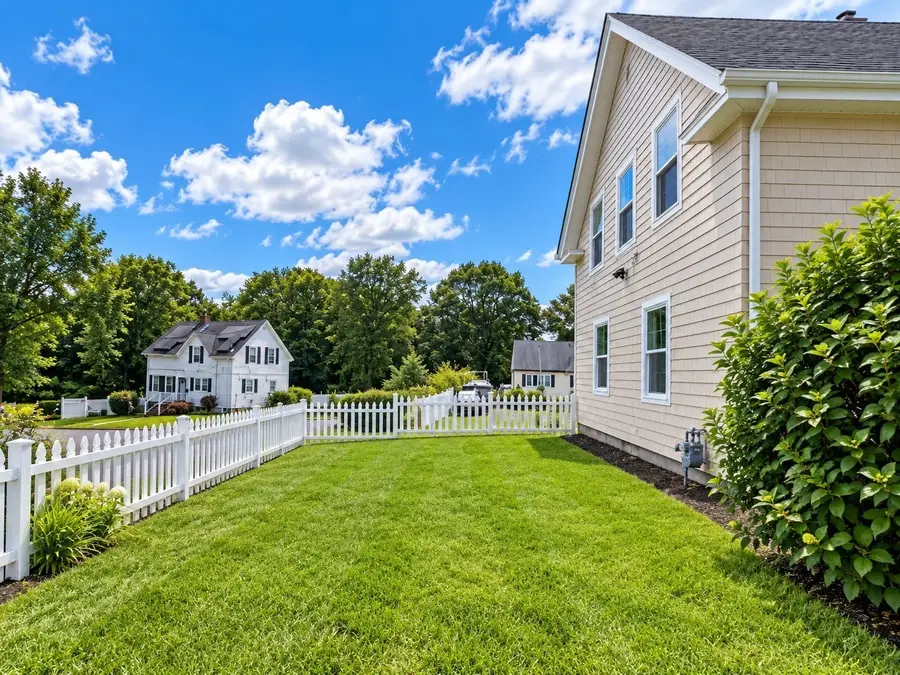 40 Pine Ave, Brockton, MA 02302 - #2