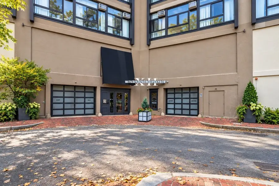 12 Stoneholm #67-68, Boston, MA 02115 - #2