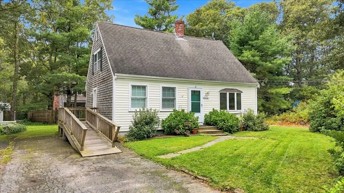 37 Gooseberry Ln, Marstons Mills, MA 02648 - #1