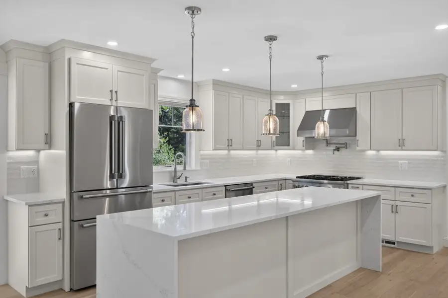 9 Estrella Ln, Teaticket, MA 02536 - #2