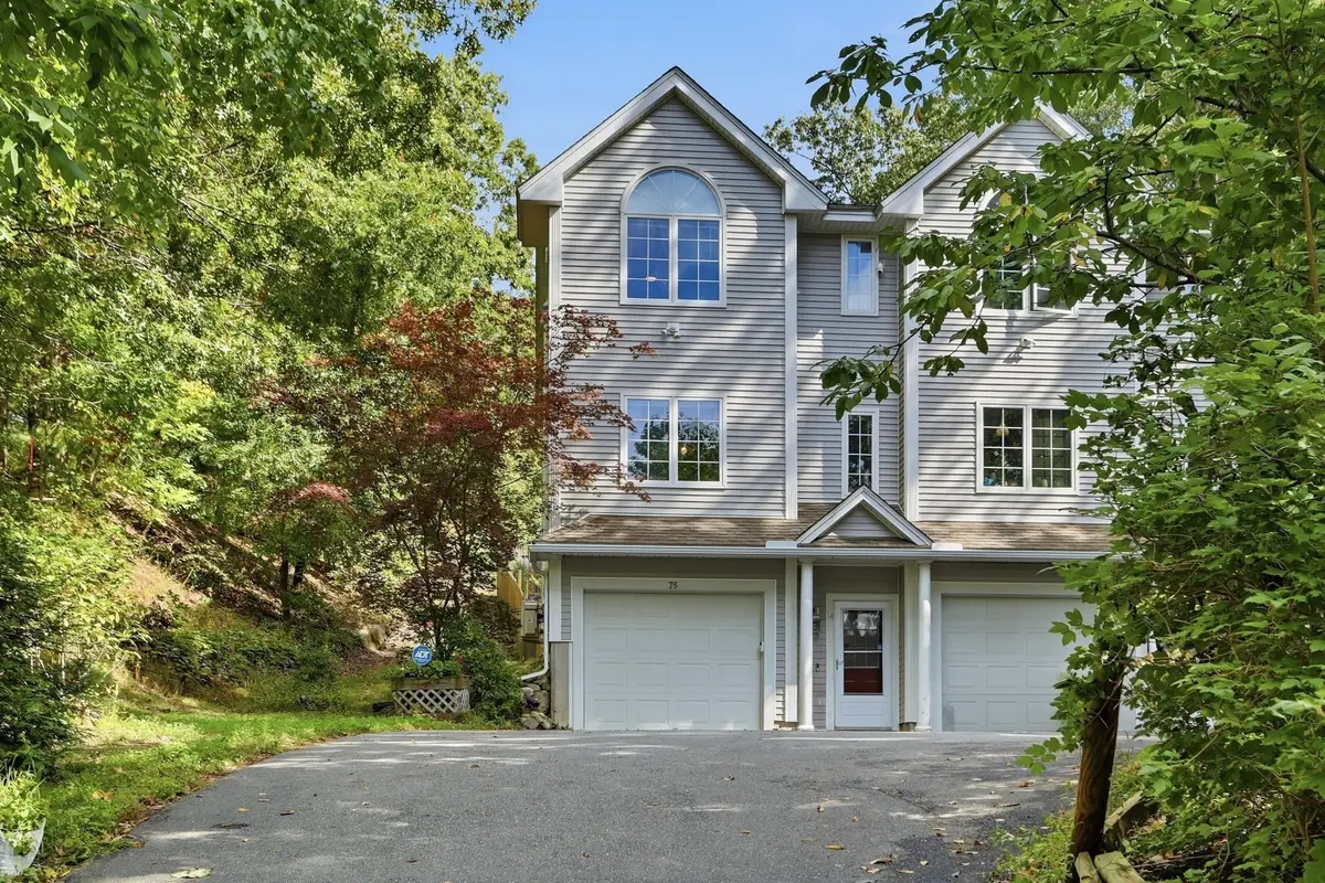 75 Park St #A, Ayer, MA 01432 - #1