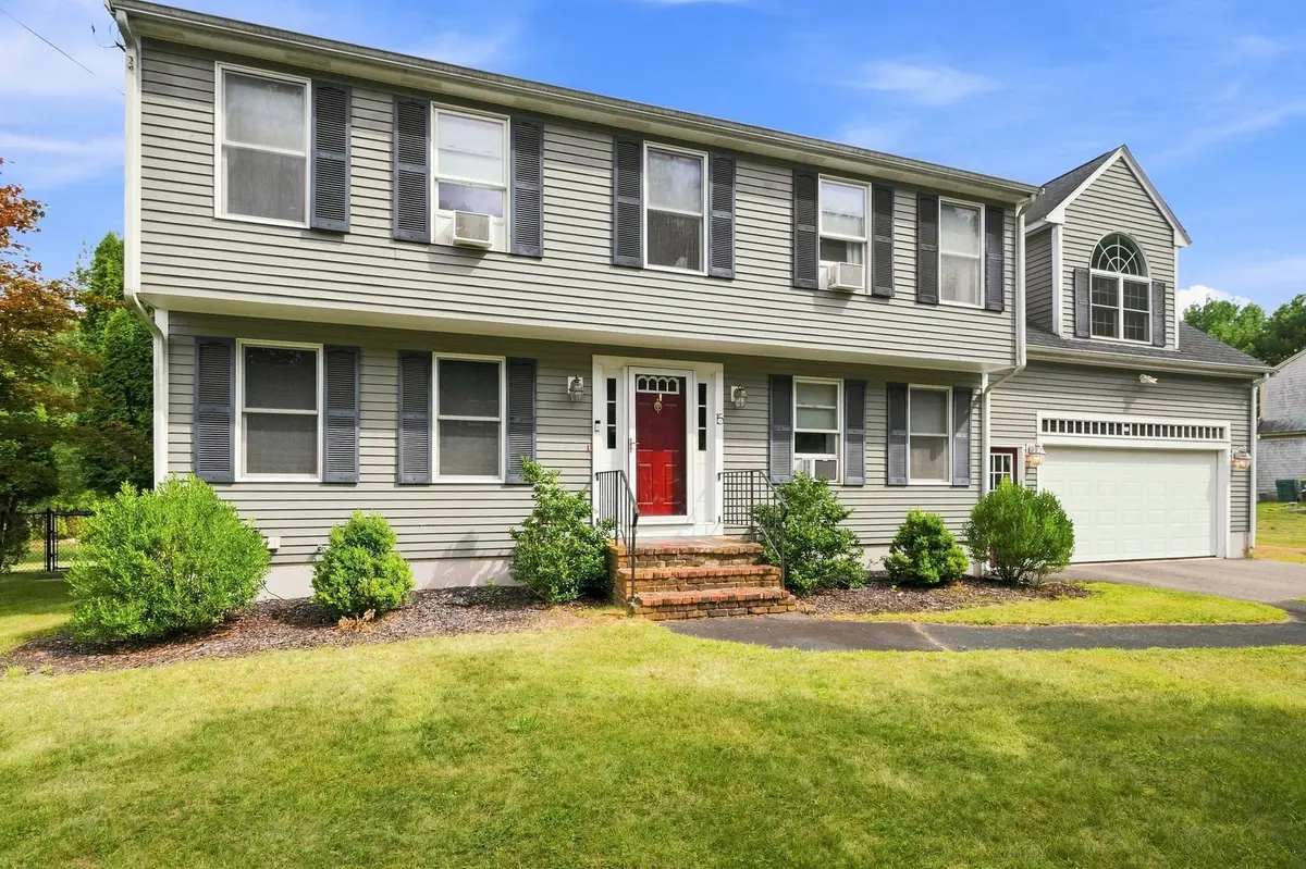 15 Bird Rd, Mansfield, MA 02048 - #1