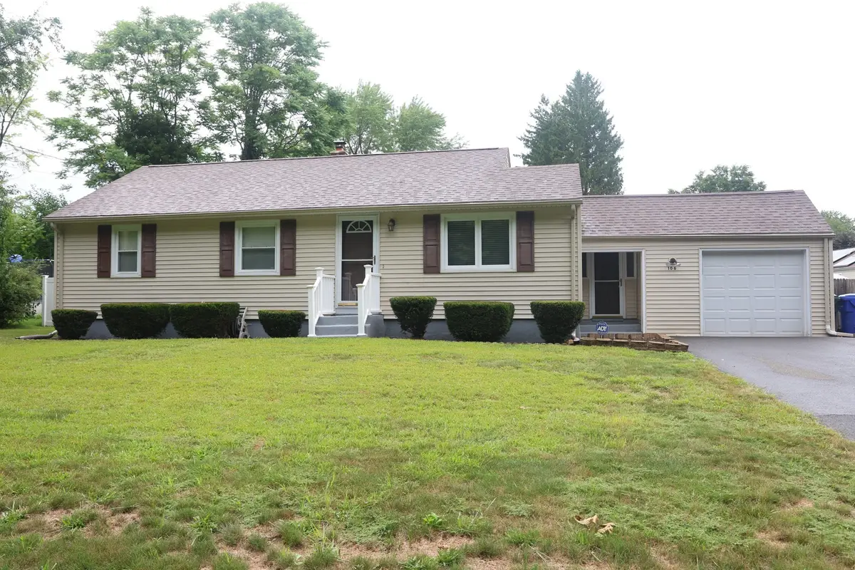 106 N Brook Rd, Springfield, MA 01119 - #1