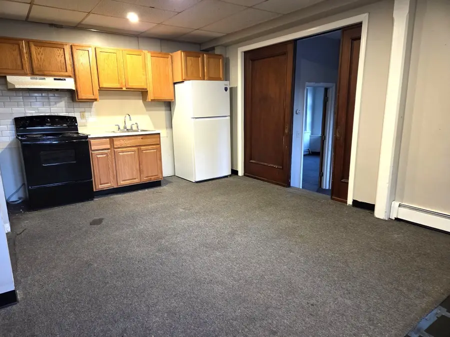 123 West Main Street, Marlborough, MA 01752 - #3