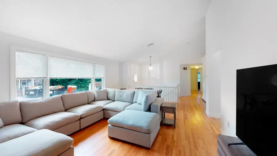 655 South St, Waltham, MA 02453 - #2