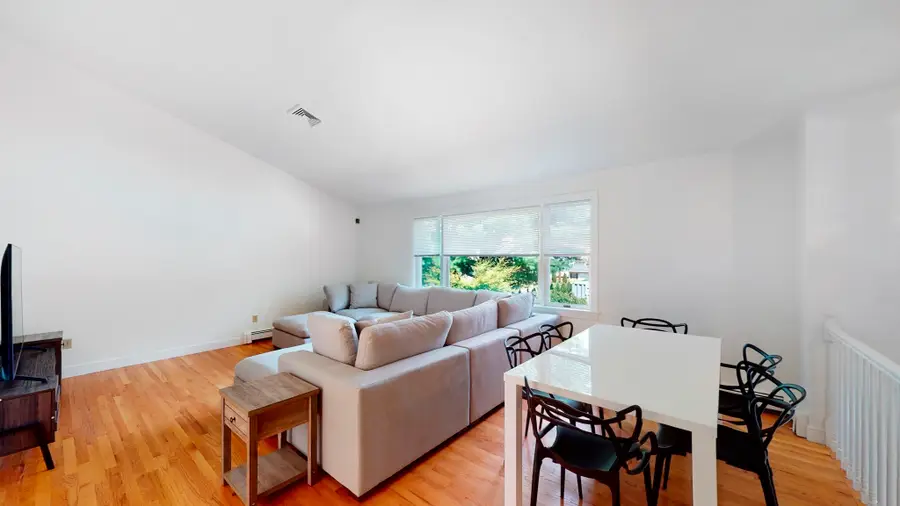 655 South St, Waltham, MA 02453 - #3