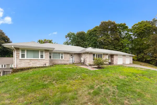 41 Old Mystic, Arlington, MA 02474