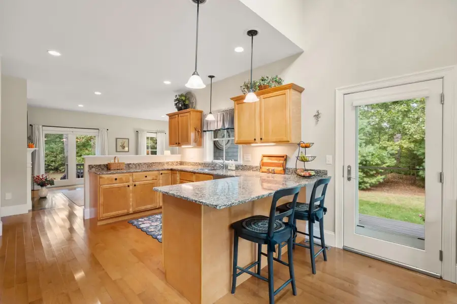 39 Hathaway Pond Cir #39, Rochester, MA 02770 - #3