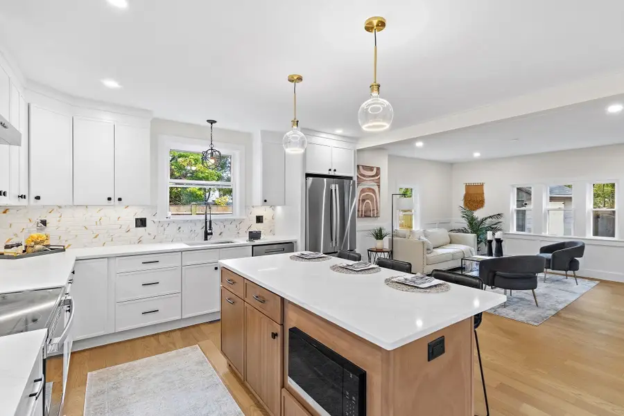 22 Belknap Court, Concord, MA 01742 - #3