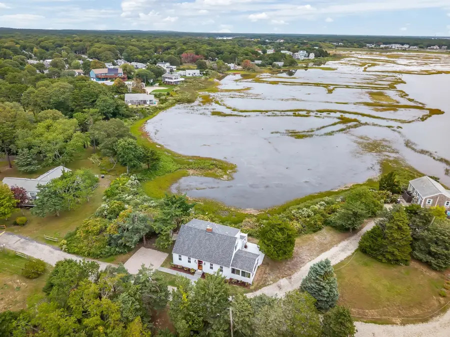 184 South Sea Av #9, West Yarmouth, MA 02673 - #2
