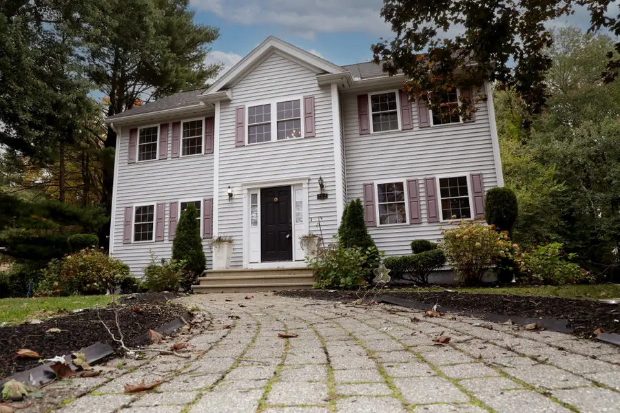 233 Haverhill St, North Reading, MA 01864 - #2