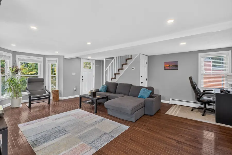 81 Littleton Rd, Chelmsford, MA 01824 - #3