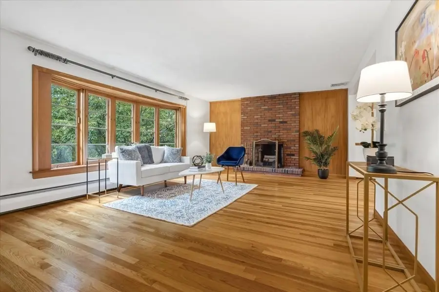 26 Arlington Road, Burlington, MA 01803 - #3