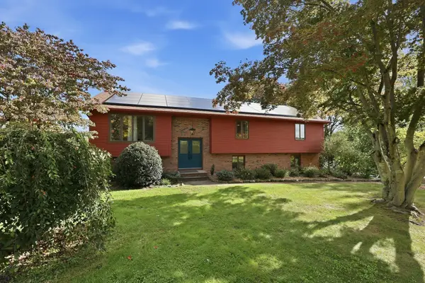 36 Goldenview Drive, West Springfield, MA 01089