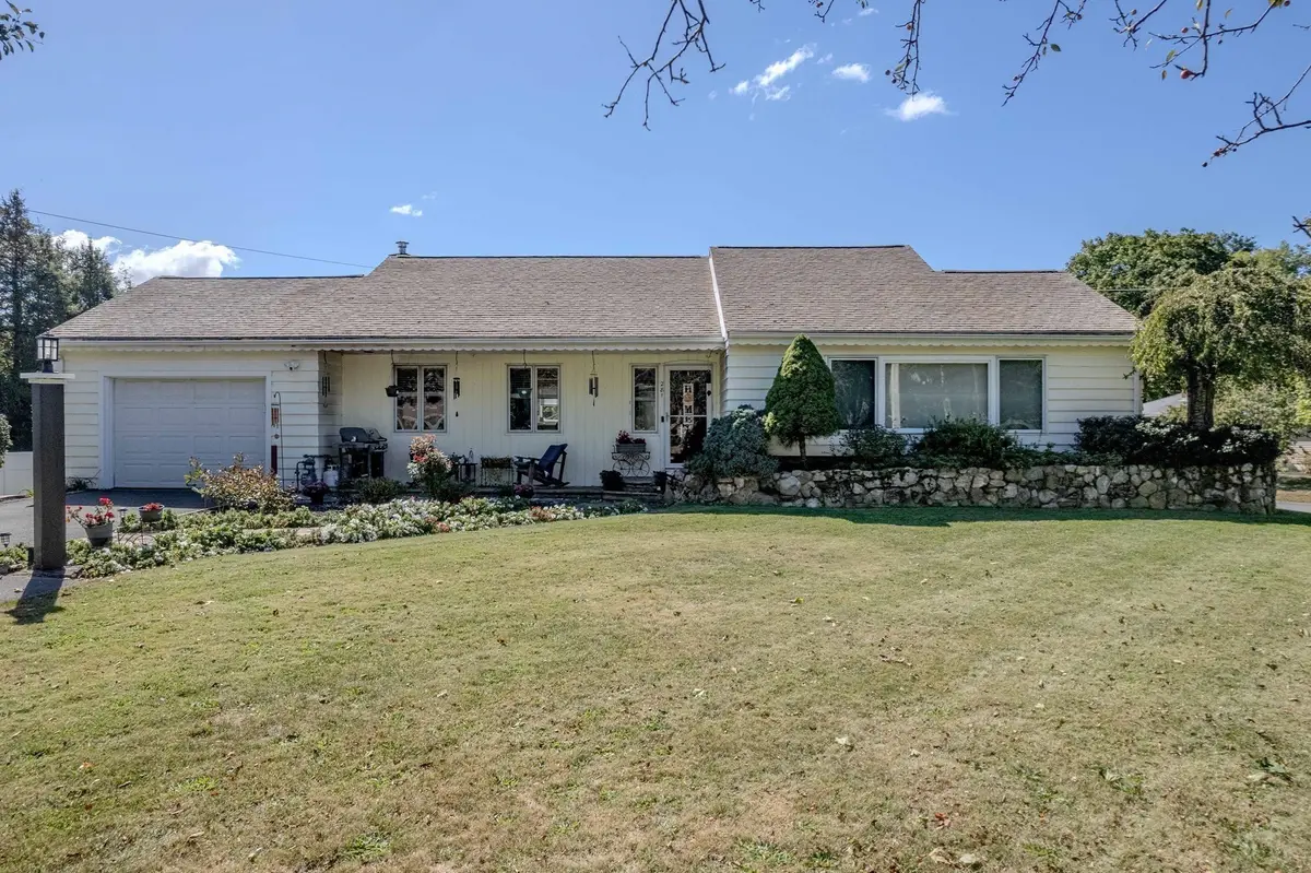 281 Village Street, Medway, MA 02053 - #1