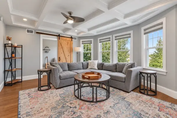 440 Central Ave #2, Milton, MA 02186