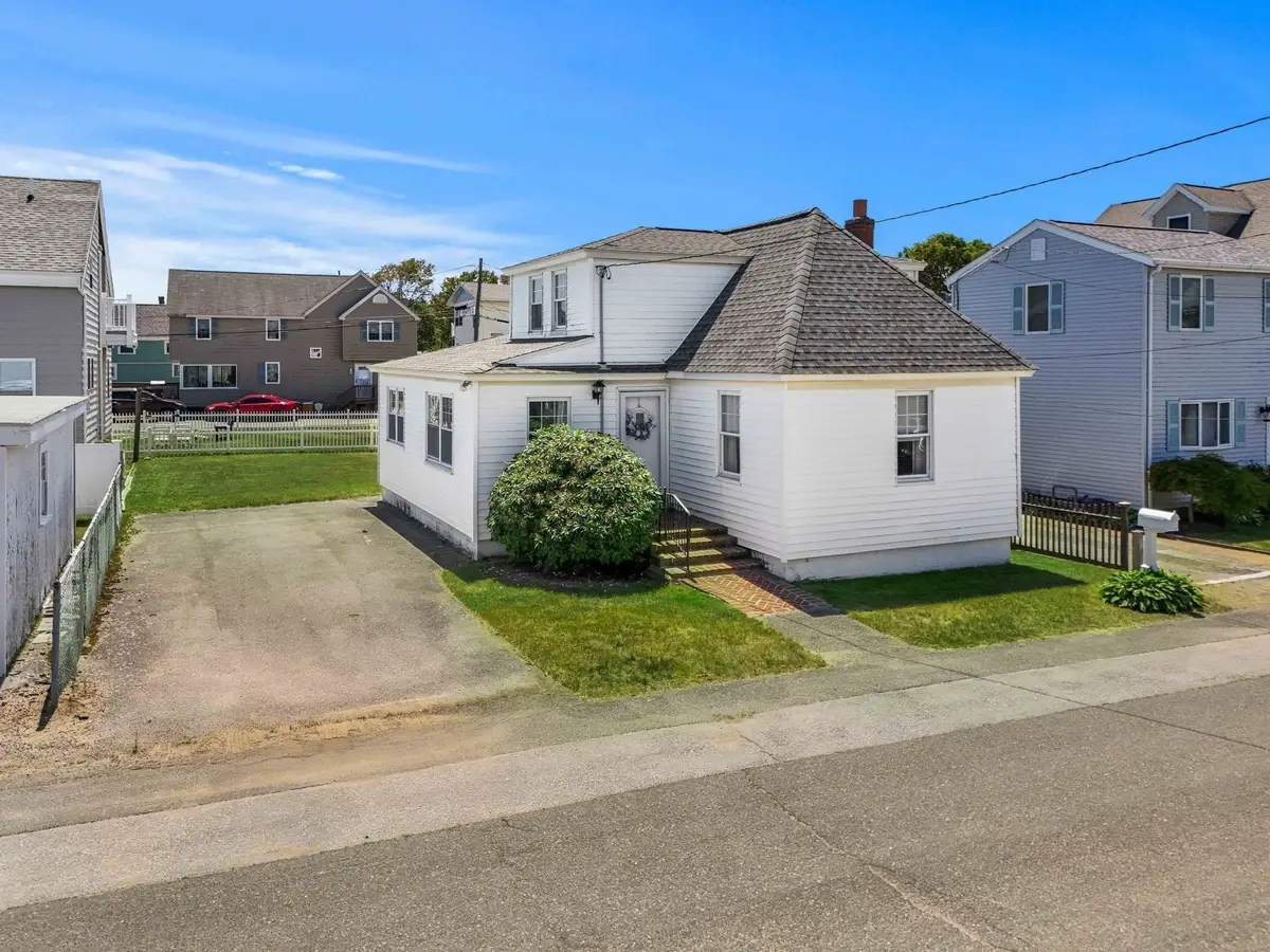 1 Lewis Ave, Salisbury, MA 01952 - #1