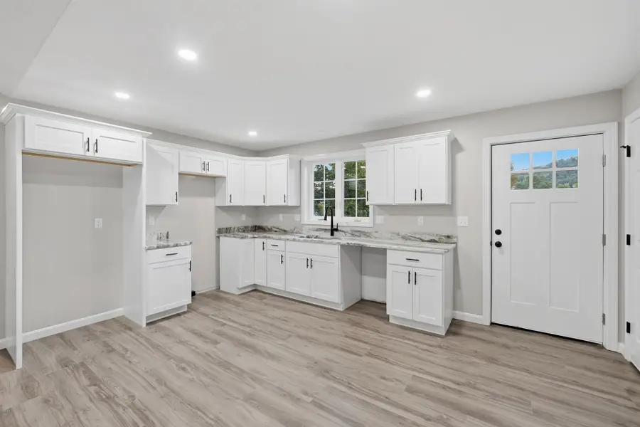 120 High Street, Hardwick, MA 01031 - #3