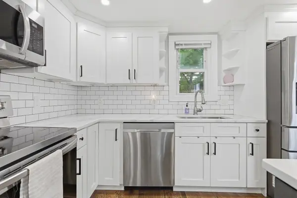 28 Cleveland Street, Medford, MA 02155