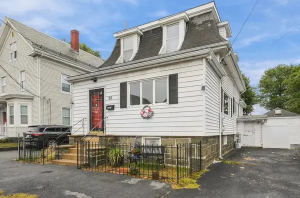85 Pine St, Swampscott, MA 01907