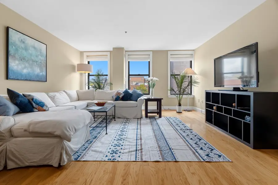 1723 Washington St #410, Boston, MA 02118 - #2