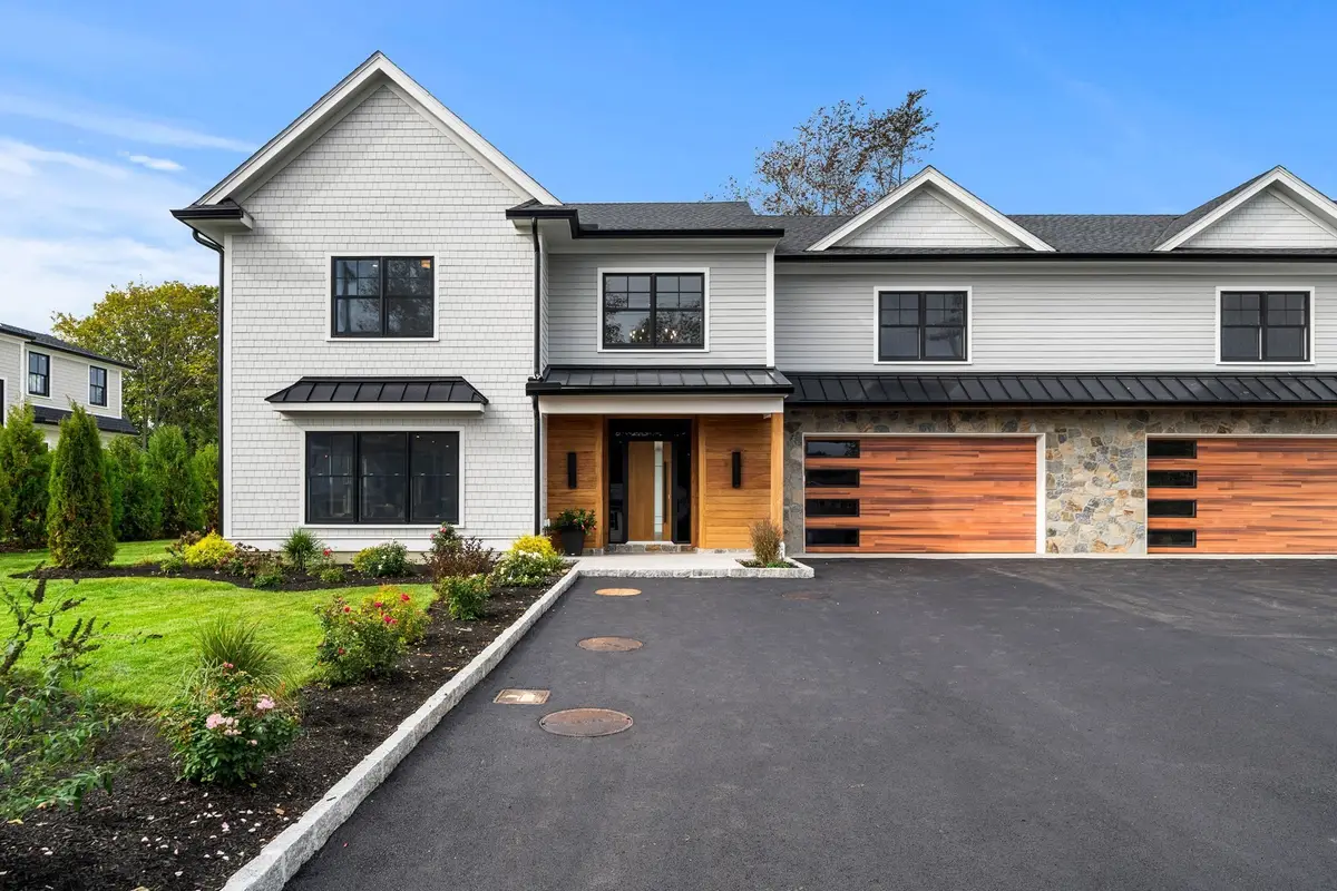 24 Grapevine #A, Gloucester, MA 01930 - #1