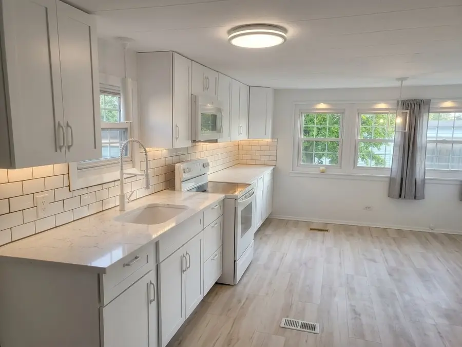 46 Maplewood Drive, Halifax, MA 02338 - #3
