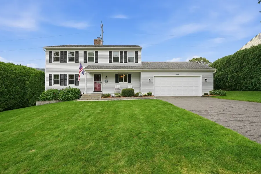 16 Matthew Dr, Easthampton, MA 01027 - #2