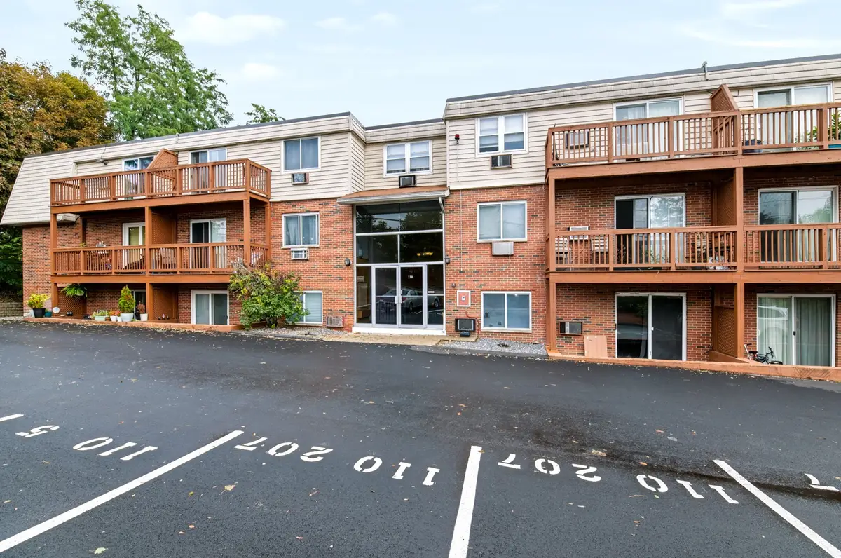 110 Boston Post Rd E #5, Marlborough, MA 01752 - #1