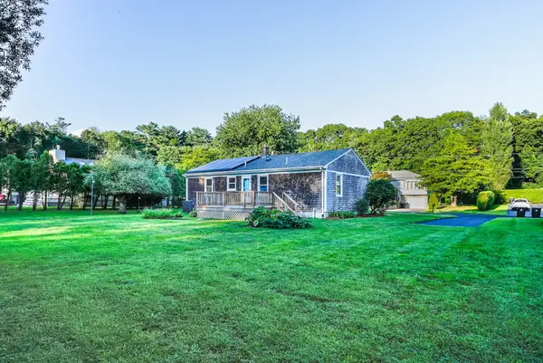 39 Ruby Ct, Dartmouth, MA 02747