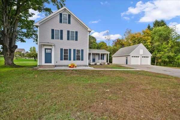 118 Old Groveland Rd, Haverhill, MA 01835