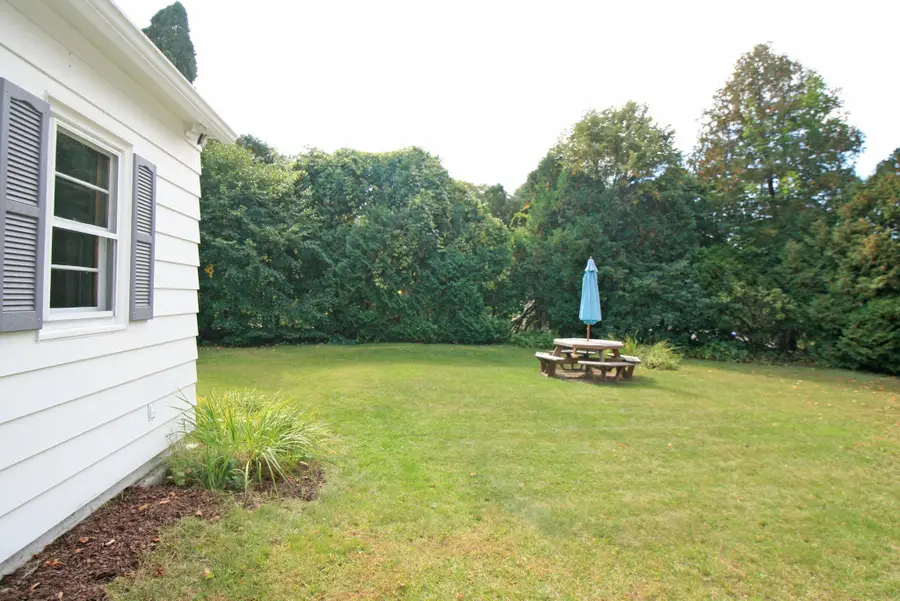 28 South Street, Easthampton, MA 01027 - #3