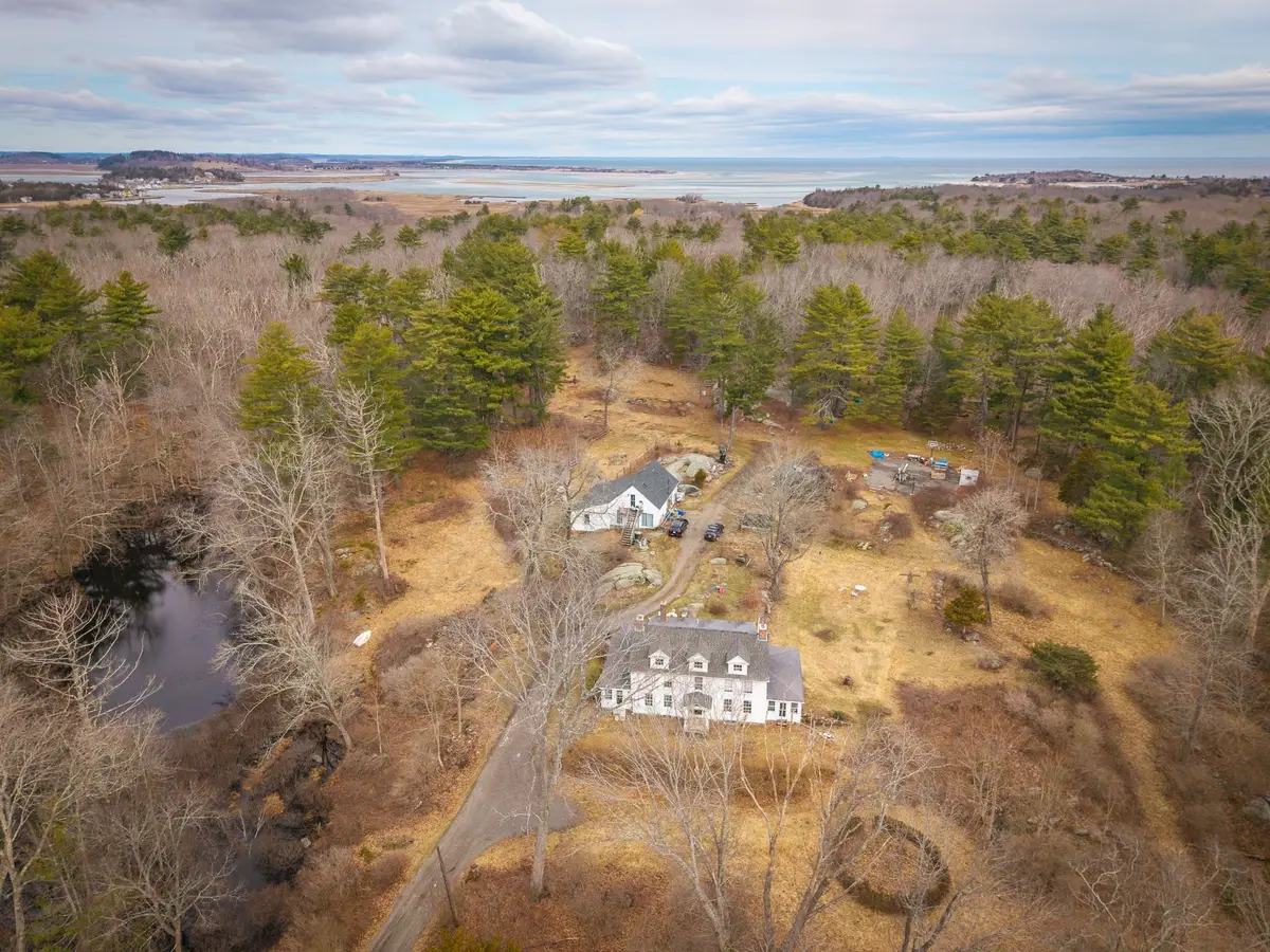 5 Roberts Ct, Gloucester, MA 01930 - #1