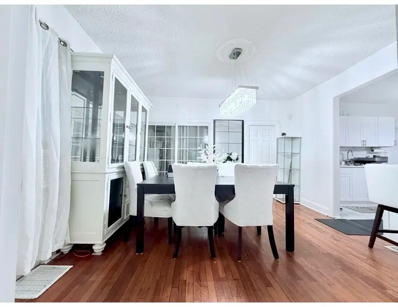 6 Bolton Place, Brockton, MA 02301 - #2