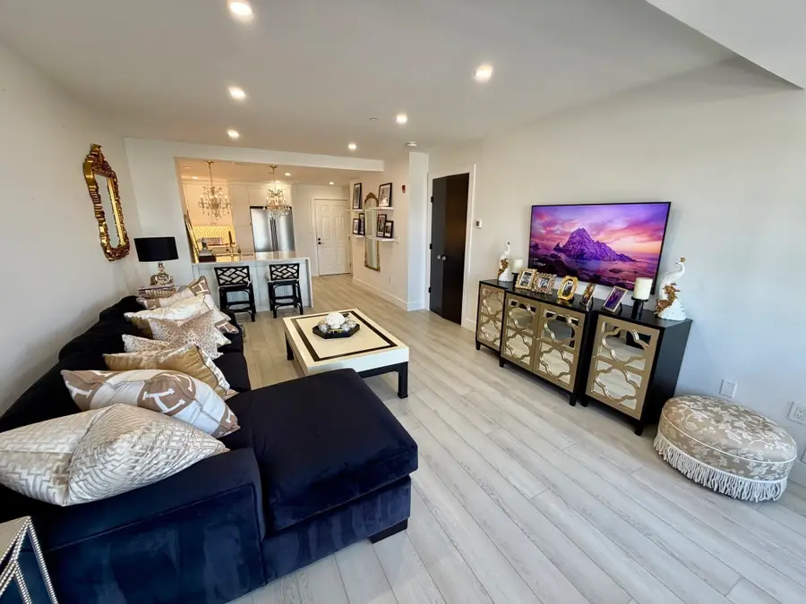 10 Seaport Dr #2617, Quincy, MA 02171 - #2