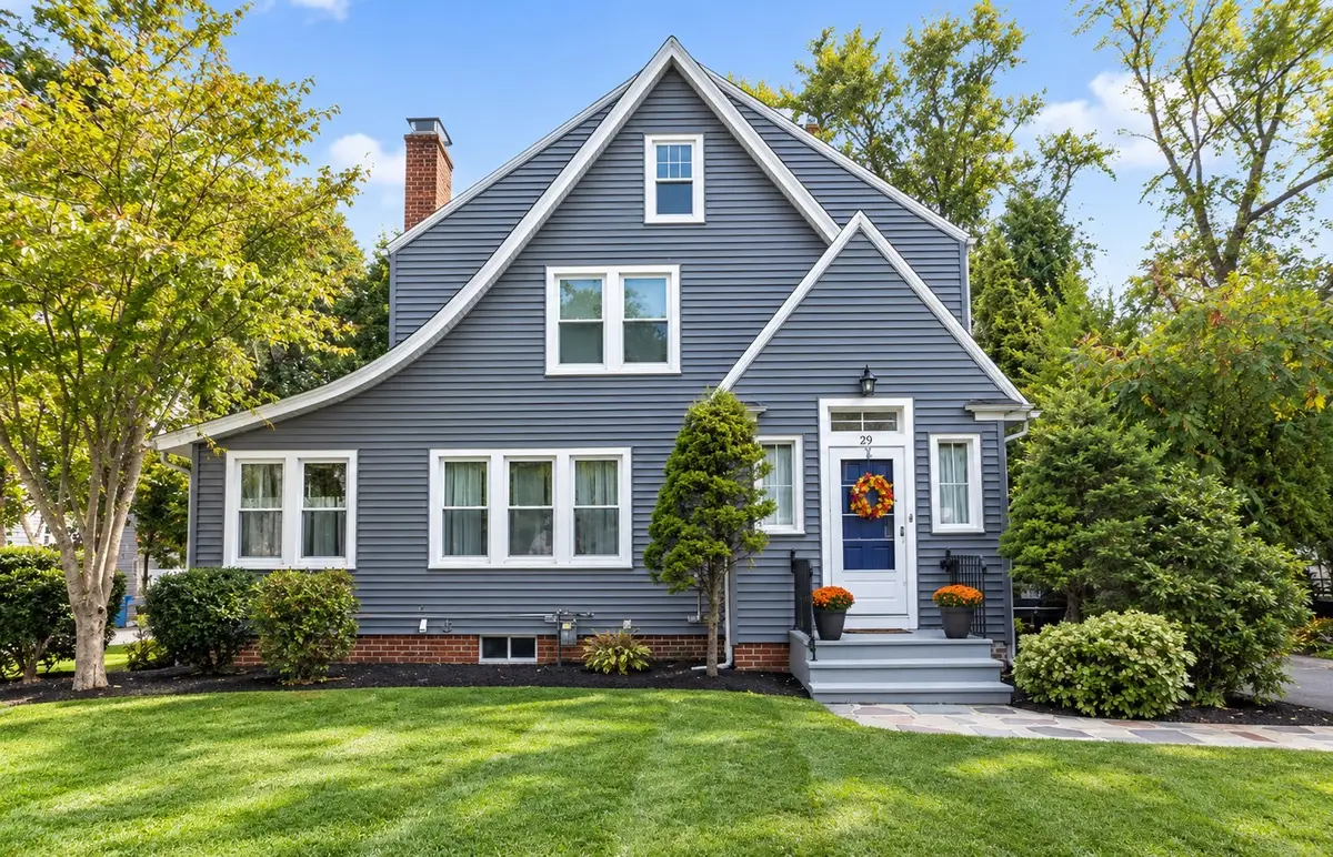 29 Rogers Ave, West Springfield, MA 01089 - #1